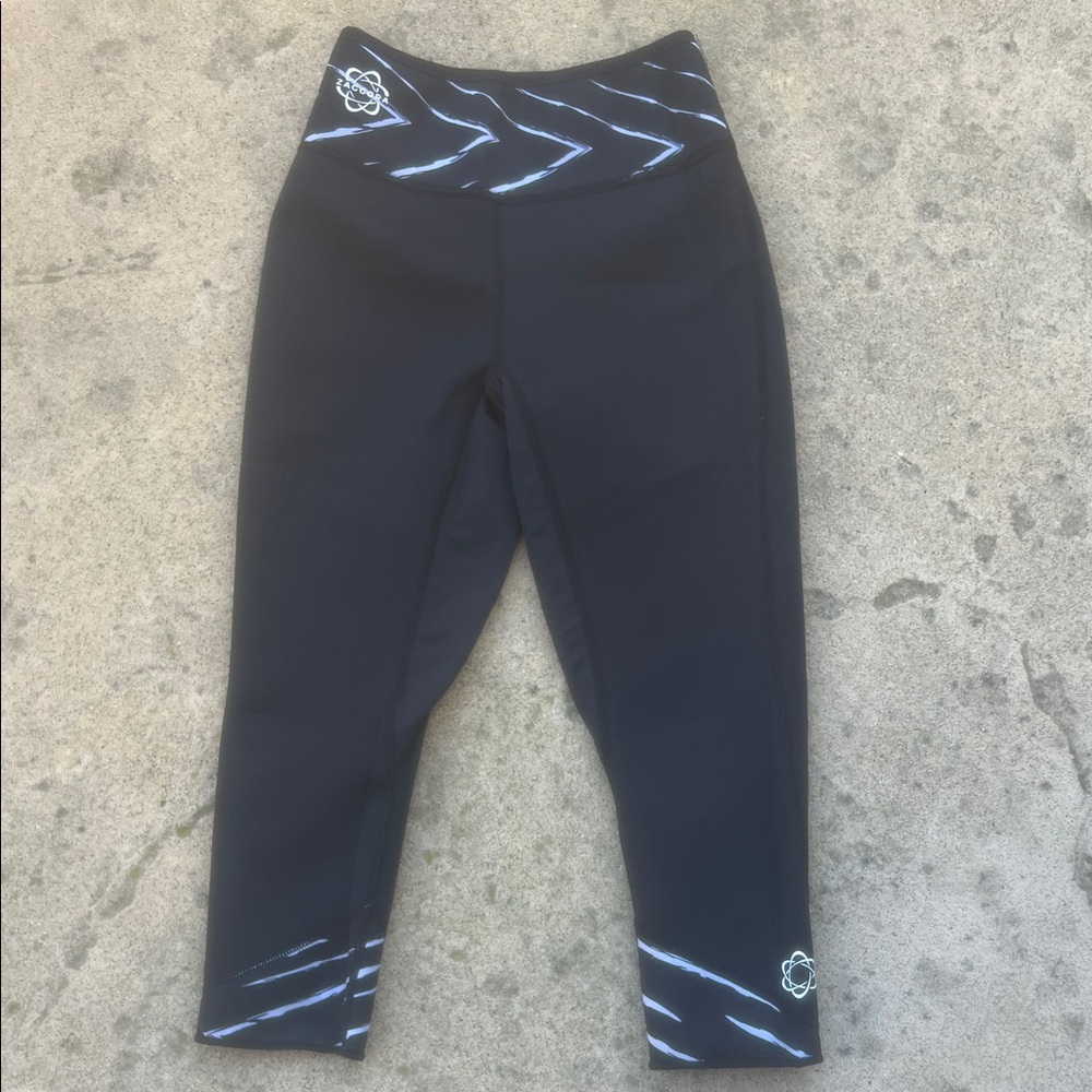 Zaggora Women's Black Neoprene Therma Fit Hot Pants Legging Size S